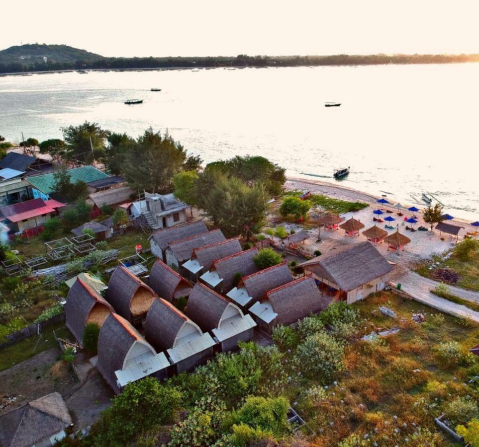 Sunset Beach Bungalow Gili Meno Zewnętrze zdjęcie