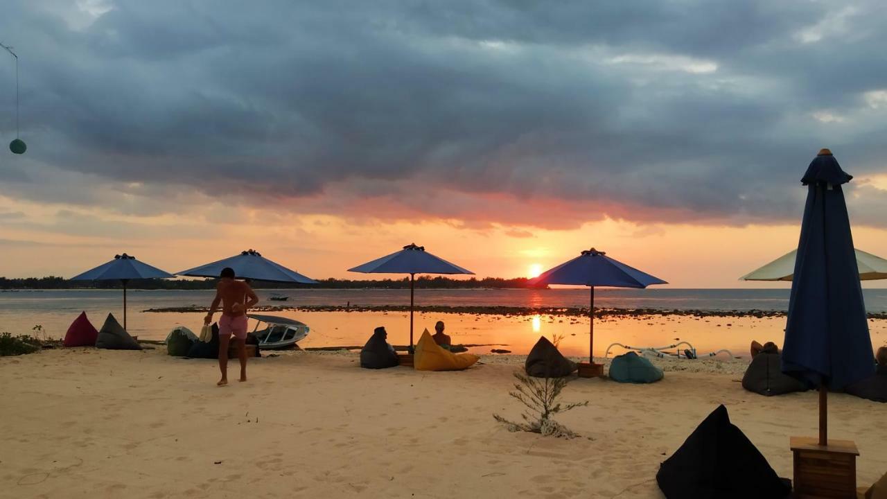 Sunset Beach Bungalow Gili Meno Zewnętrze zdjęcie