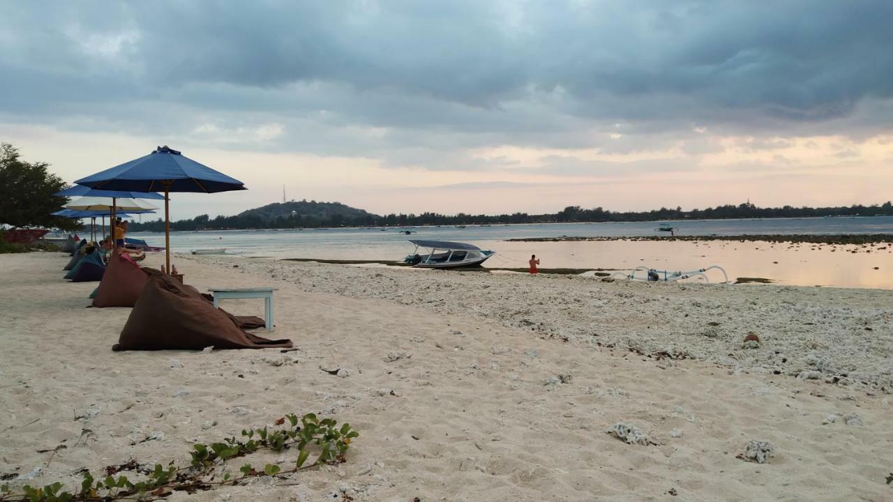 Sunset Beach Bungalow Gili Meno Zewnętrze zdjęcie