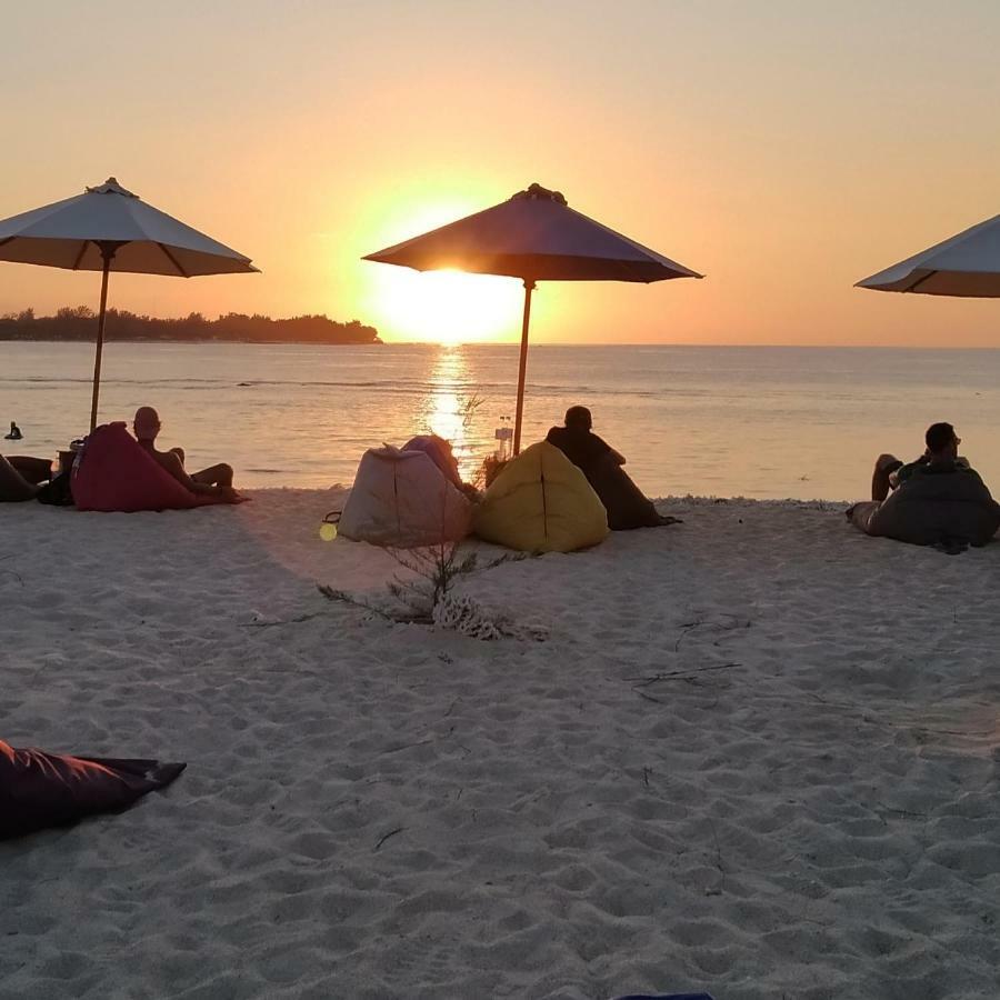 Sunset Beach Bungalow Gili Meno Zewnętrze zdjęcie