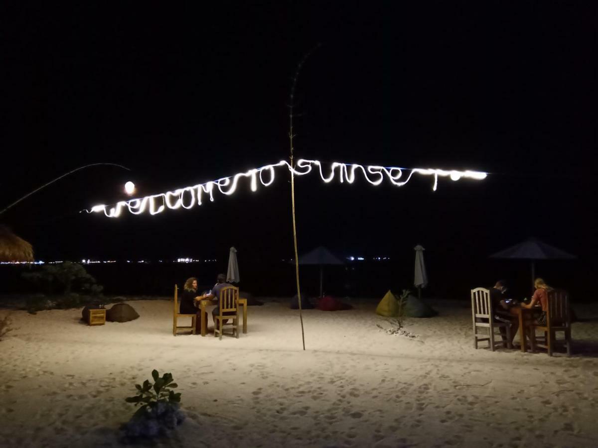 Sunset Beach Bungalow Gili Meno Zewnętrze zdjęcie