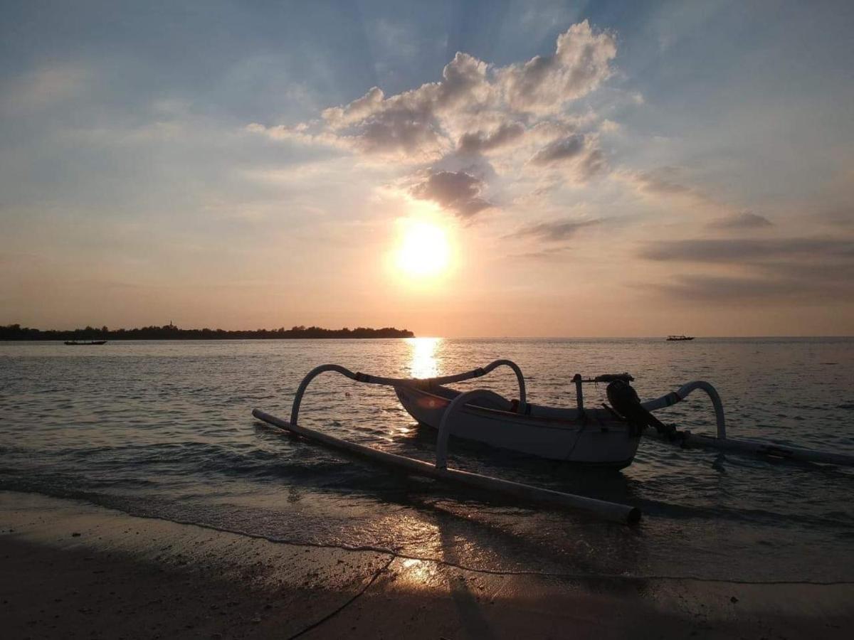 Sunset Beach Bungalow Gili Meno Zewnętrze zdjęcie